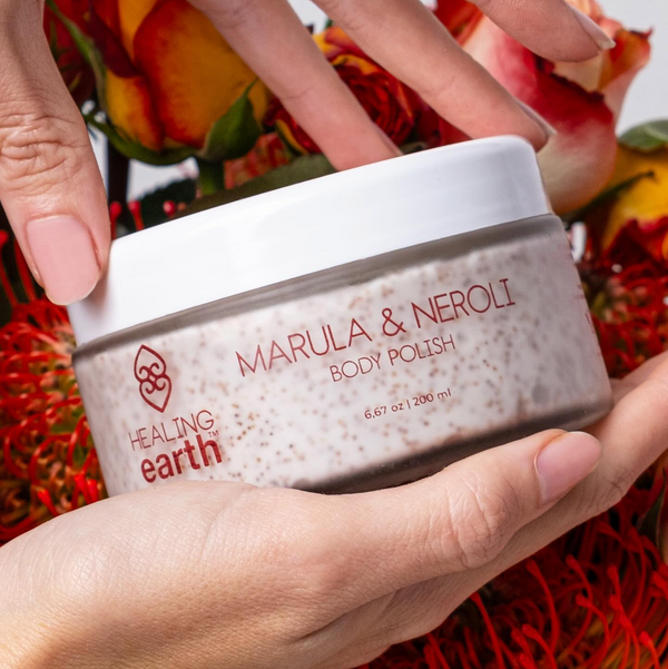 Trattamento corpo spa con scrub naturale effetto distensivo Marula & Neroli Healing Earth